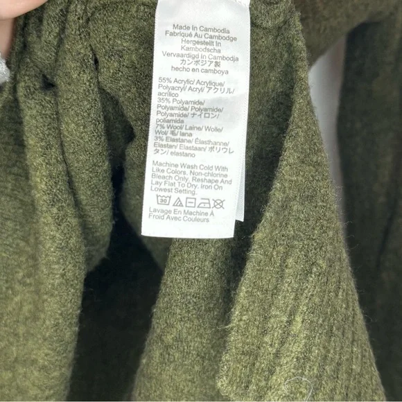 J.Crew Extra-Soft Funnel Neck Sweater Olive Green Women’s Medium - Picture 3 of 6